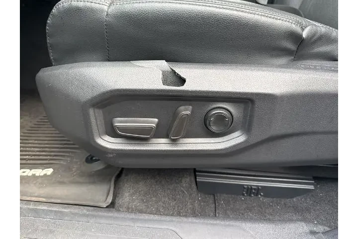 $38840 : Toyota Tundra 2022 4x2 Limit image 6