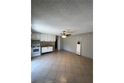 $1100 : 1 Habitación en Whittier CA thumbnail