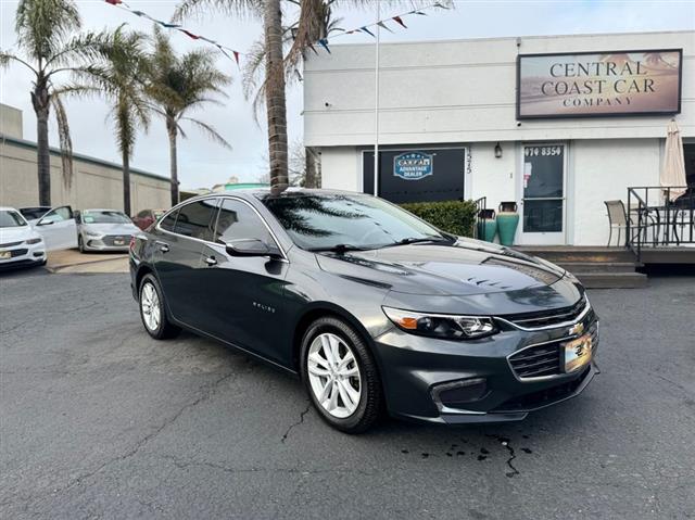 $11495 : 2017 Malibu LT image 2