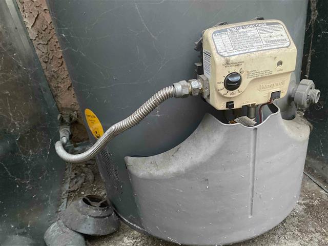 Reparaciones boiler / Waheater image 1