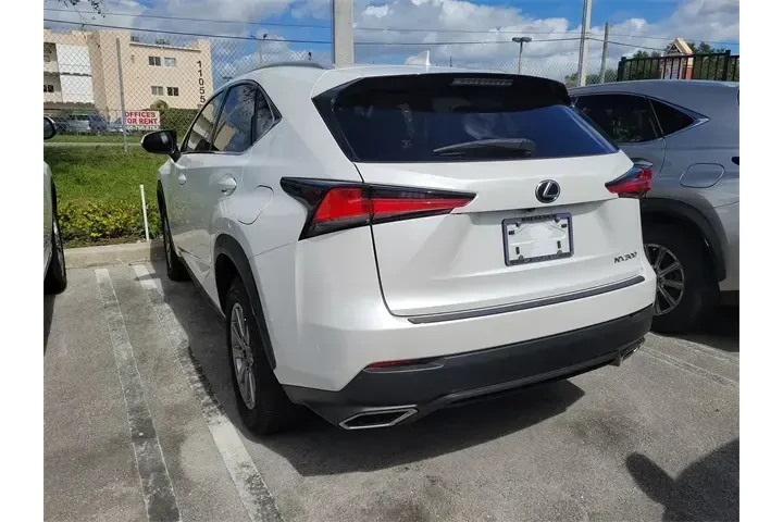 Lexus NX 300 2020 4dr Crosso image 4