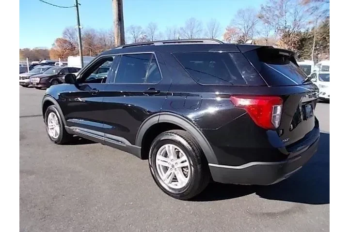 $31716 : Ford Explorer 2022 AWD XLT 4 image 7