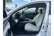 $27998 : Hyundai ELANTRA Hybrid 2025 thumbnail