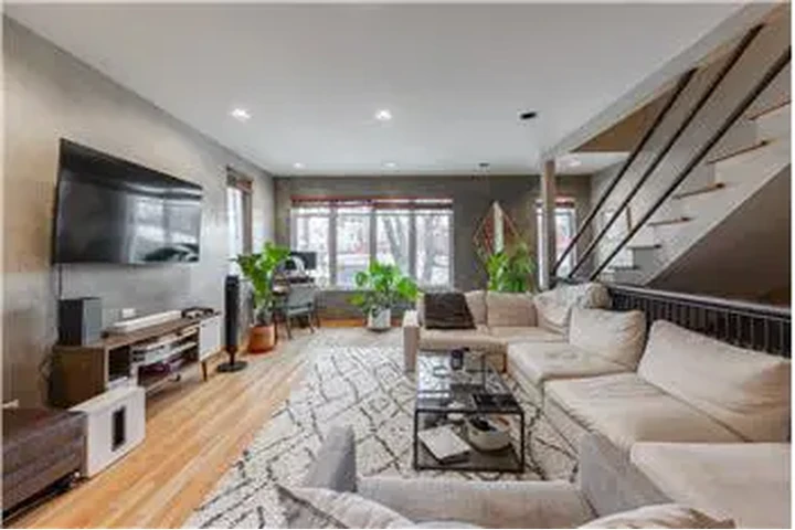 $4500 : Rental property with 2 bedro image 2