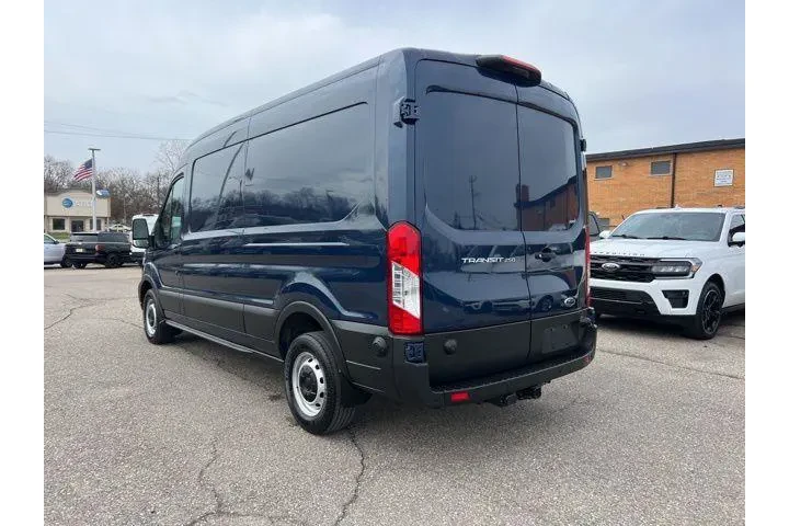 $24588 : Ford Transit 2020 250 3dr SW image 6