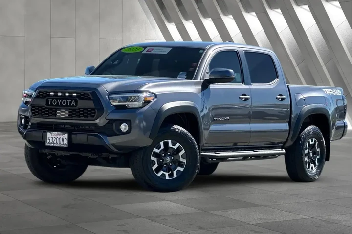 $38900 : Toyota Tacoma 2021 4x4 TRD O image 2