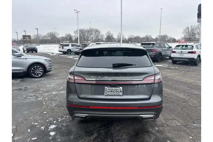 $39985 : Lincoln Nautilus 2023 AWD Re image 6