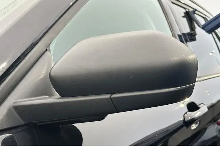 $39995 : Ford Explorer 2025 AWD Activ image 9