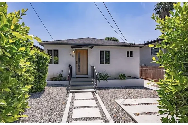$2500 : HOUSE RENT IN LOS ANGELES CA image 1
