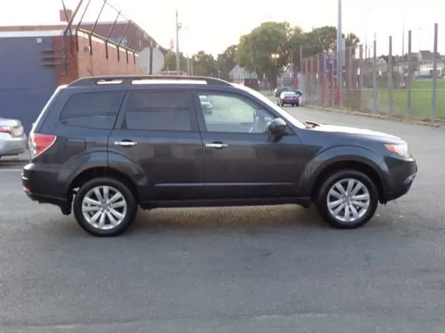 $6950 : 2012 Forester 2.5X Premium image 7