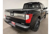 $23941 : Nissan Titan 2017 4x4 Platin thumbnail