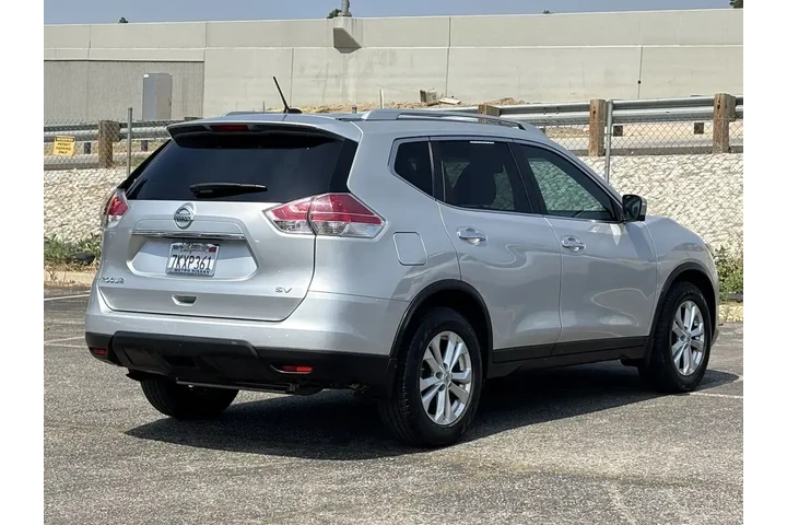 $8999 : Nissan Rogue 2015 S 4dr Cros image 3