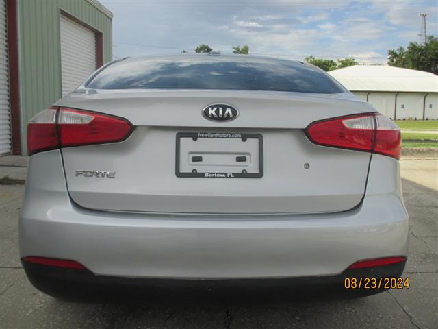 $7995 : 2015 Forte image 6