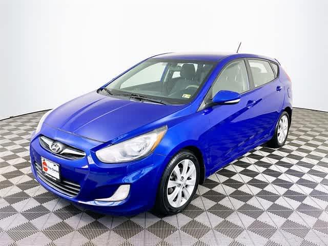 $9850 : PRE-OWNED 2013 HYUNDAI ACCENT image 4