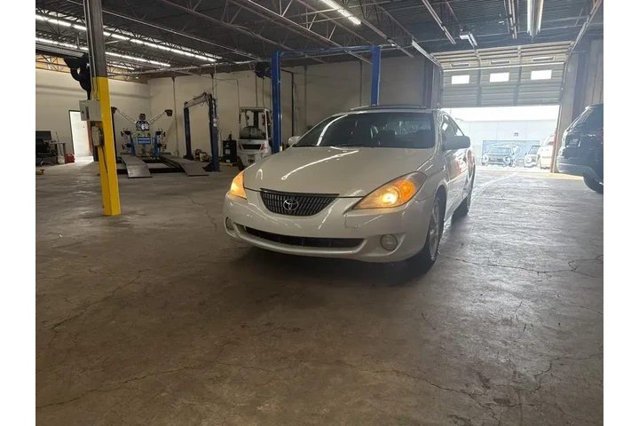 $1999 : Toyota Camry Solara 2006 SE image 3