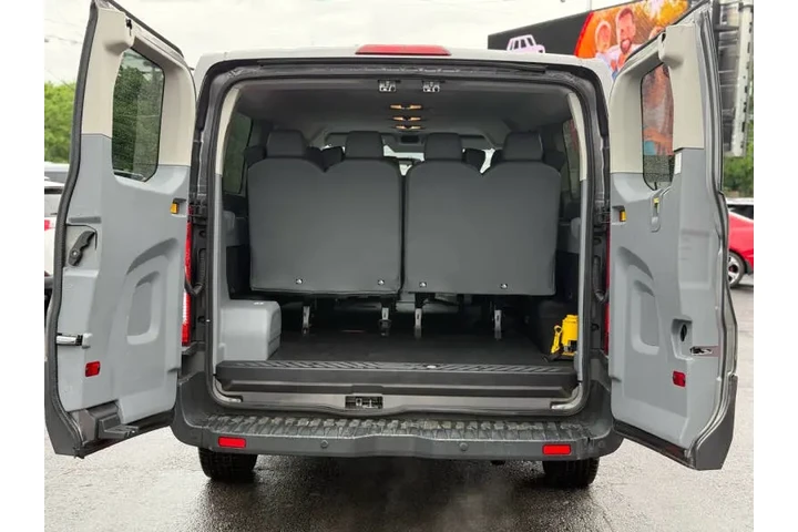 $22495 : 2015 Transit 350 XL image 10