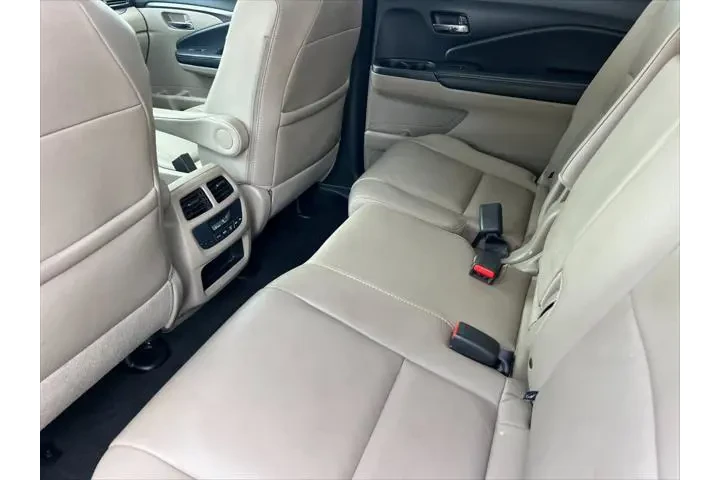 $15499 : Honda Pilot 2017 AWD EX-L 4d image 5