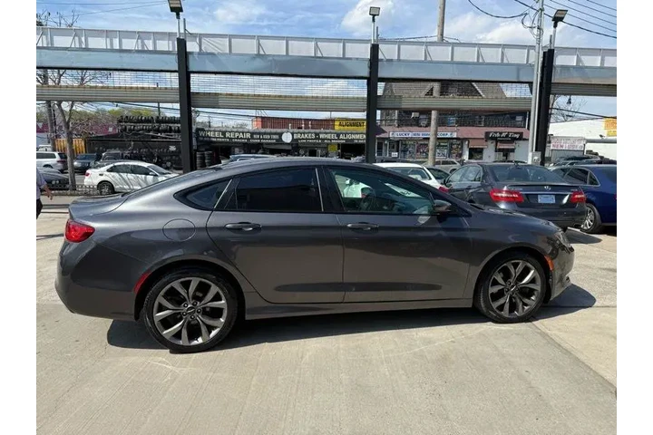 $9995 : 2015 200 S AWD image 8