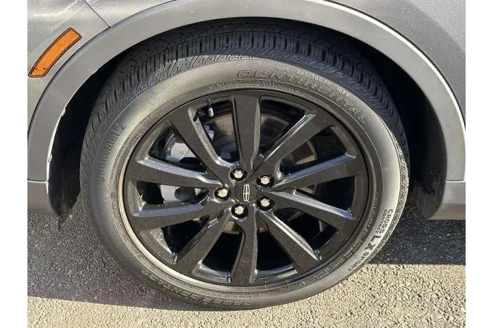 $34990 : Lincoln Nautilus 2022 AWD Re image 10