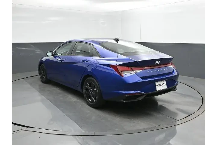 $18250 : Hyundai ELANTRA 2023 SEL 4dr image 5