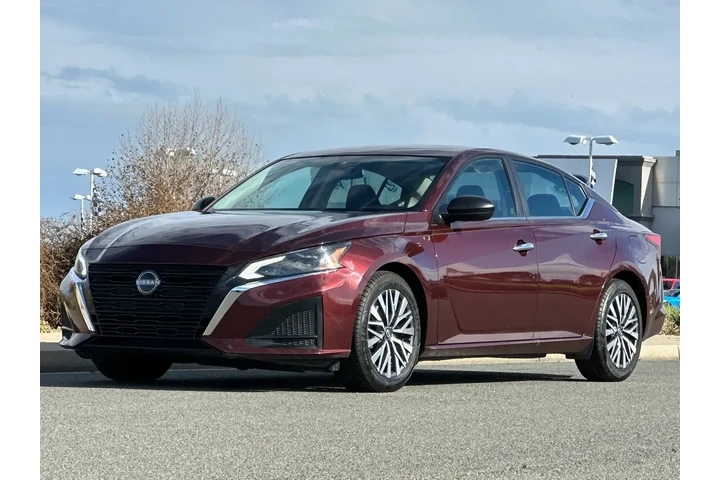 $20521 : Nissan Altima 2024 2.5 SV 4d image 8