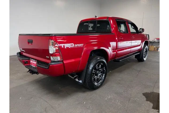 $32926 : Toyota Tacoma 2015 4x4 V6 4d image 3