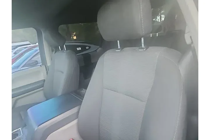 $23451 : Ford F-150 2019 4x4 XL 4dr S image 5