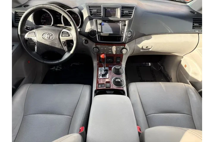 $13995 : 2013 Highlander Limited V6 image 6