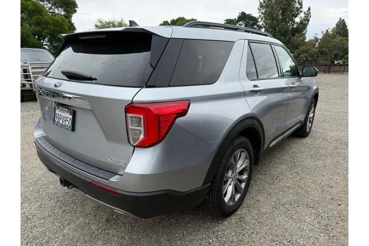 $26500 : Ford Explorer 2022 AWD XLT 4 image 6