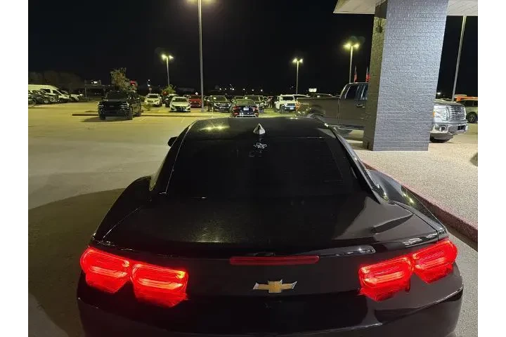 $20081 : Chevrolet Camaro 2022 LT 2dr image 6