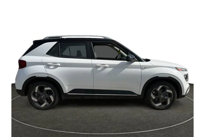 $20179 : Hyundai VENUE 2022 Limited 4 image 6