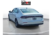 $28498 : Honda Accord 2023 EX 4dr Sed thumbnail