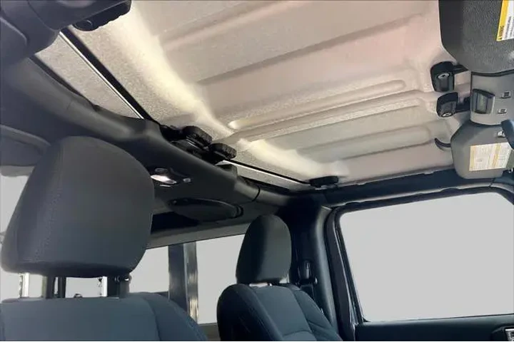 $21712 : Jeep Wrangler 2018 4x4 Sport image 7