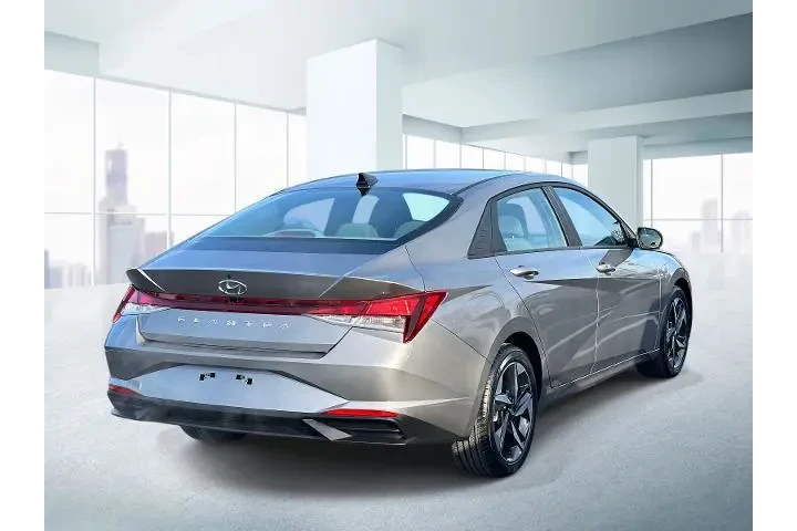 $17999 : Hyundai ELANTRA 2023 SEL 4dr image 4
