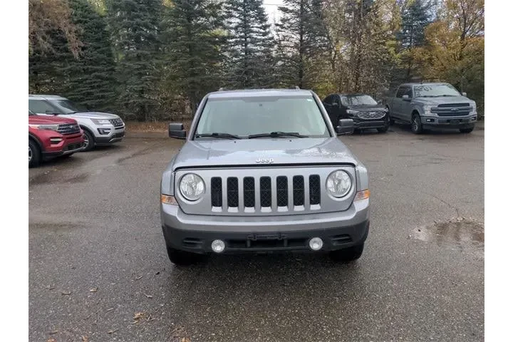 $7412 : Jeep Patriot 2015 4x4 Latitu image 2