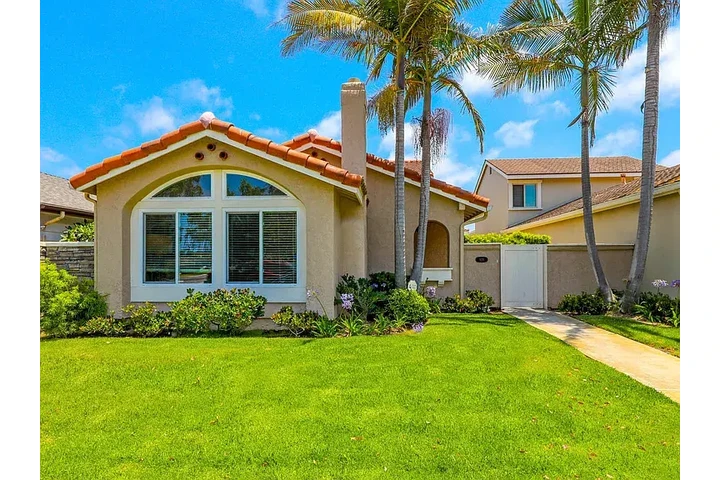 $1000 : Move in ready home image 4