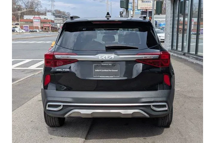 $21895 : Kia Seltos 2023 AWD S 4dr SU image 7