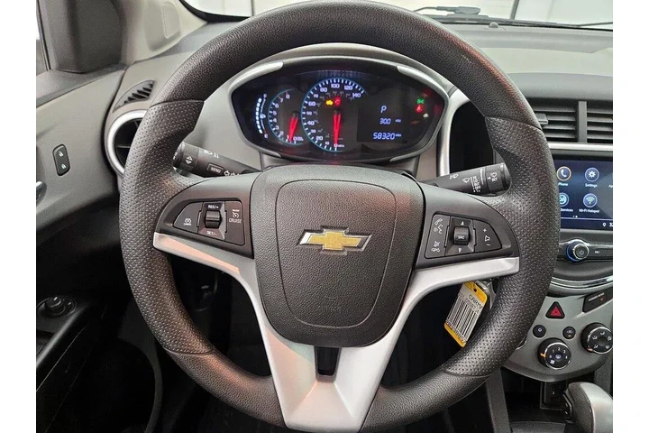 $13599 : Chevrolet Sonic 2018 LT Auto image 10