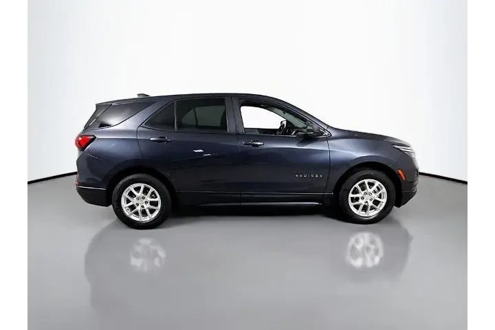 $20000 : Chevrolet Equinox 2022 4x4 L image 8