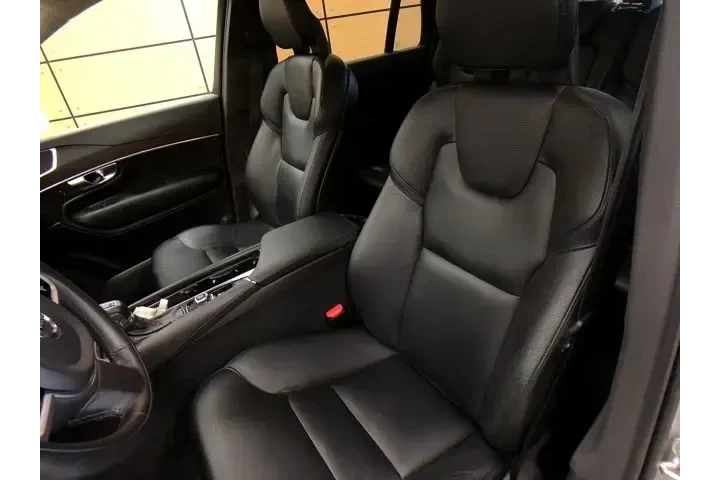 $27317 : Volvo XC90 2020 AWD T6 Momen image 10