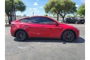 $32500 : Tesla Model Y 2022 AWD Perfo thumbnail
