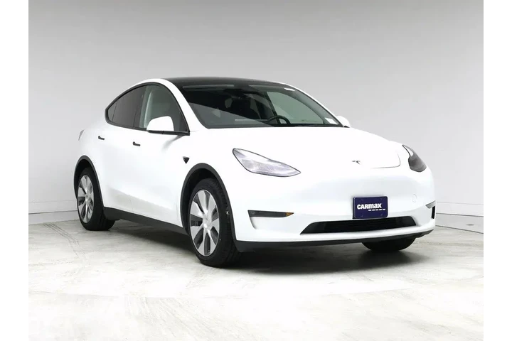 $32998 : Tesla Model Y 2023 AWD 4dr C image 1