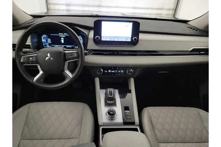 $25998 : Mitsubishi Outlander 2024 SE image 9