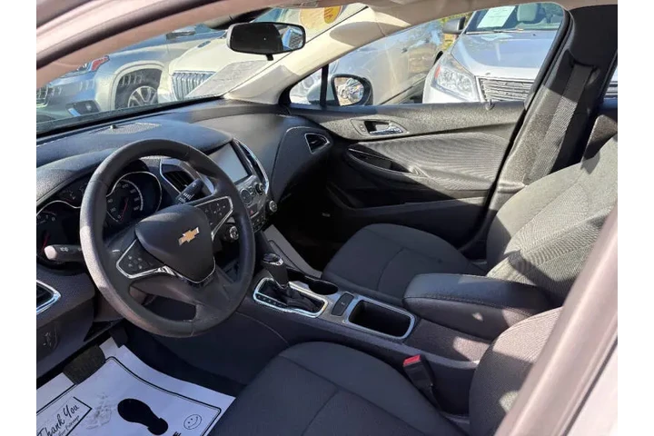 $7950 : 2018 Cruze LT Auto image 9