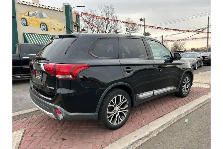 $6495 : 2016 Outlander ES image 4