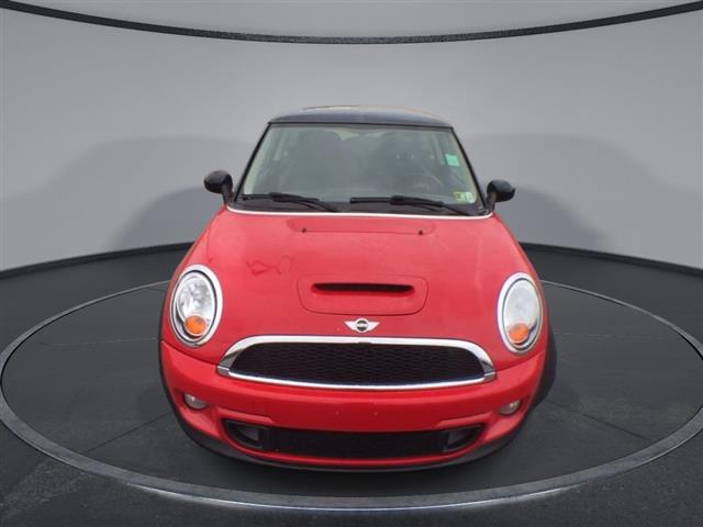 $9500 : PRE-OWNED 2013 COOPER HARDTOP image 3