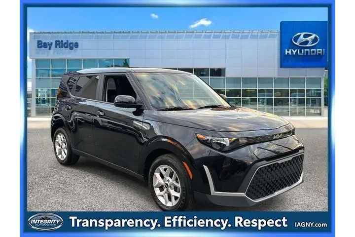 $12600 : Kia Soul 2023 LX 4dr Crossov image 1