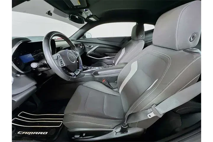 $24975 : Chevrolet Camaro 2019 LT 2dr image 10