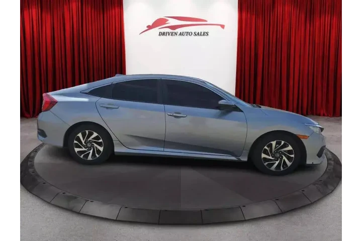 $13999 : 2018 Civic EX image 5