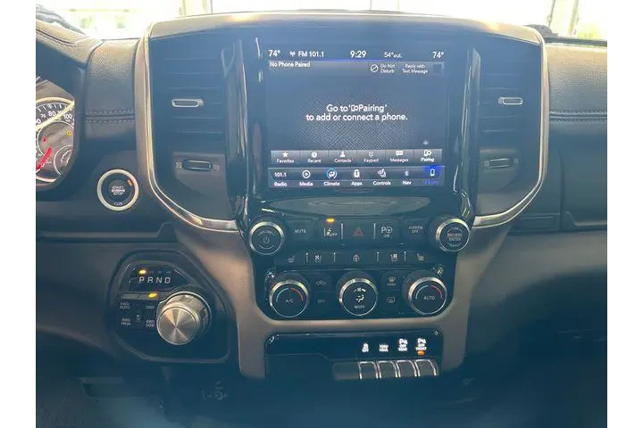 $30000 : Ram 1500 2019 4x4 Laramie 4d image 3